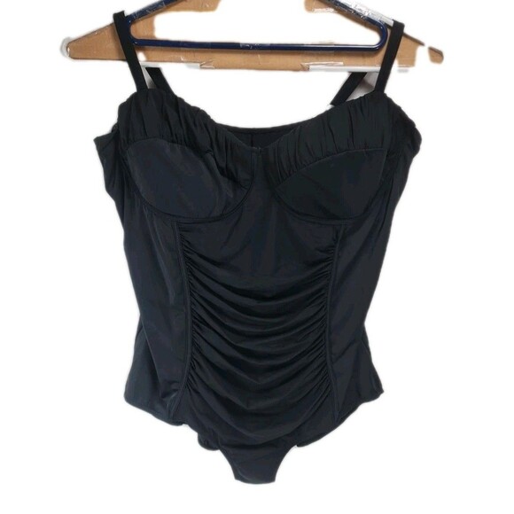 CATHERINES Women Plus Size 34W Black One Pieces Swim Suit Build In Bra 121P - Picture 1 of 5
